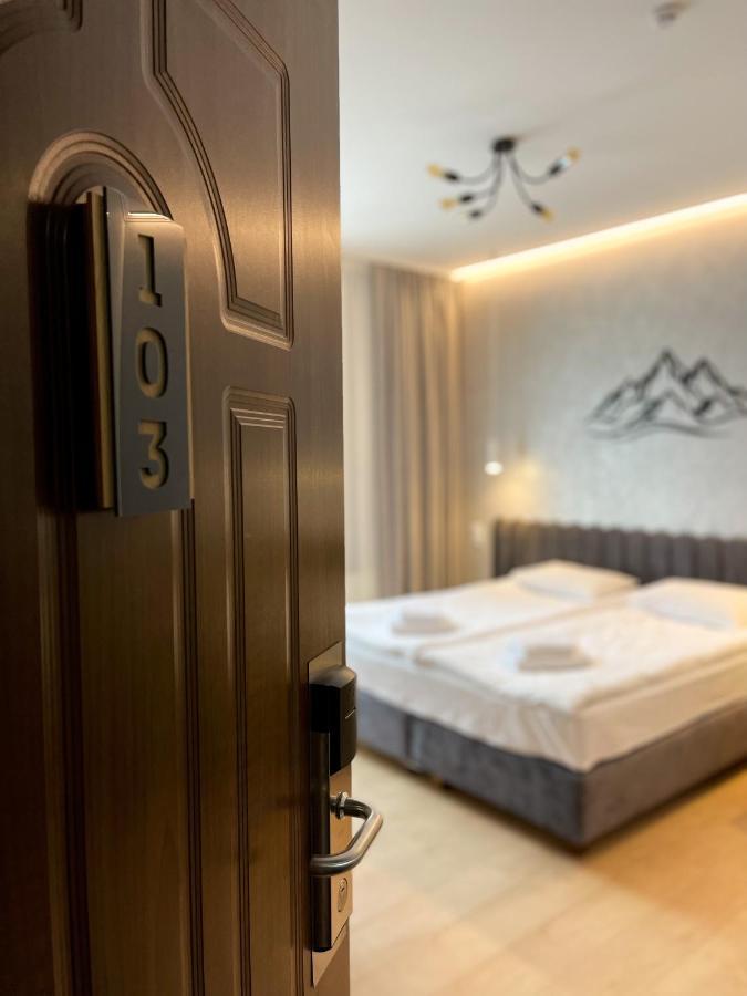 Skilandhouse Hotel